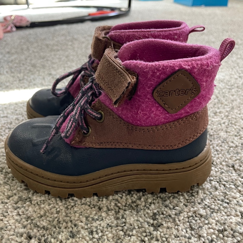 Carters Boots girl toddler size 8